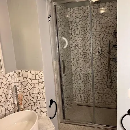 In The Center Of Guest house