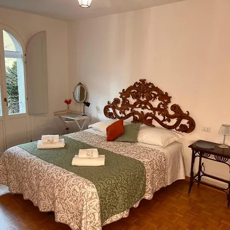 In The Center Of Casa de hóspedes